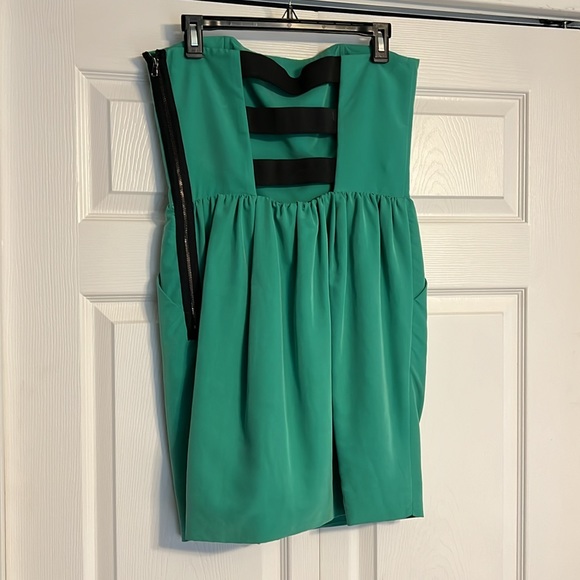 Rachael Roy, size 10 - Picture 2 of 3